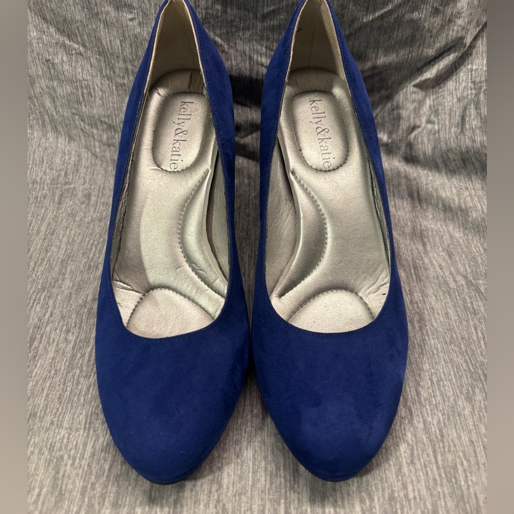 Blue Jessica Simpson pumps